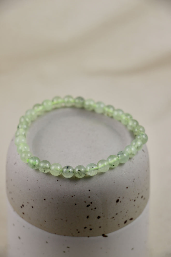 I AM intuitive - Bracciale in Prehnite